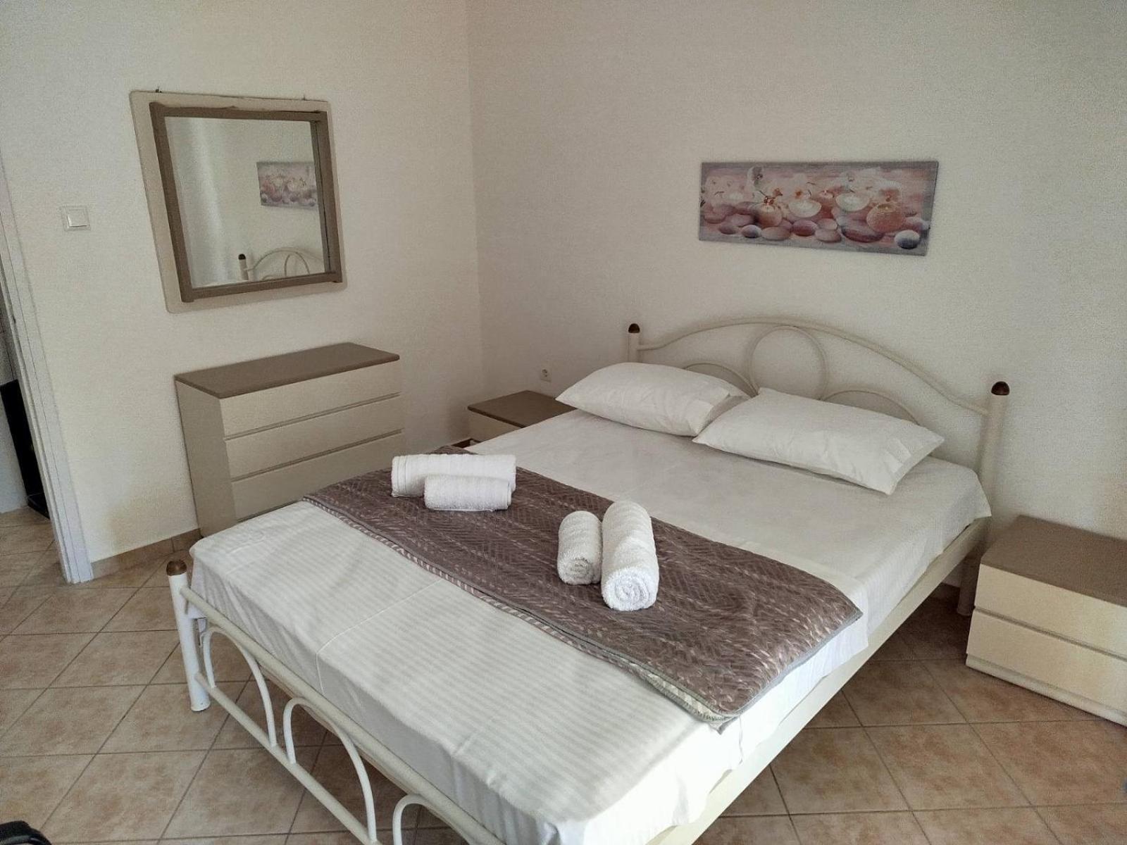 Iraklitsa Bay Apartment Nea Iraklitsa Bagian luar foto